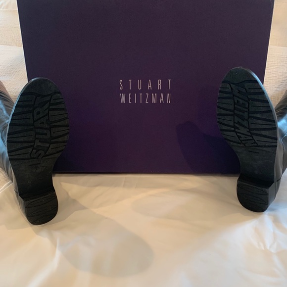 Stuart Weitzman - Picture 5 of 13